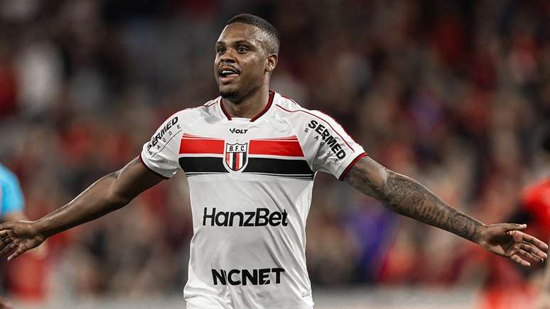 Alexandre Jesus 