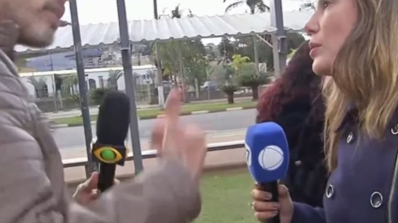Rep&oacute;rteres da Band e Record protagonizam bate-boca ao vivo em cobertura em SP: 'T&aacute; louca'