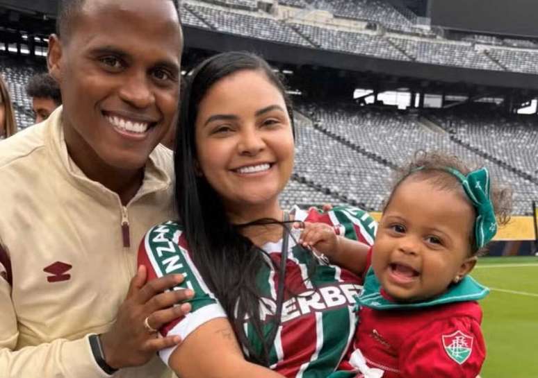 John &Aacute;rias, Alejandra Ayala e Zo&eacute; &ndash; Reprodu&ccedil;&atilde;o/instagram