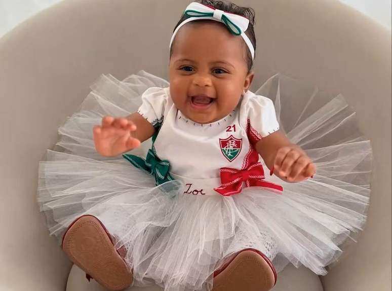 Zo&eacute; com roupa do Fluminense &ndash; reprodu&ccedil;&atilde;o/instagram