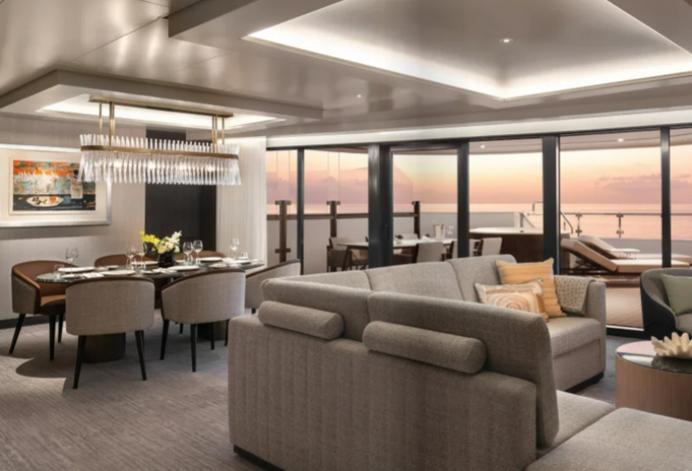 Detalhe da suíte do superiate Luminara