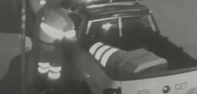 Agente da CET é preso suspeito de dirigir viatura bêbado e bater em carro estacionado em SP