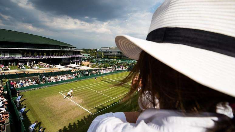 O chap&eacute;u panam&aacute; &eacute; um item popular entre o p&uacute;blico de Wimbledon desde o in&iacute;cio do s&eacute;culo passado