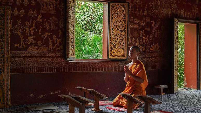 &Eacute; poss&iacute;vel praticar a medita&ccedil;&atilde;o 'andando, sentado, em p&eacute; ou dormindo'
