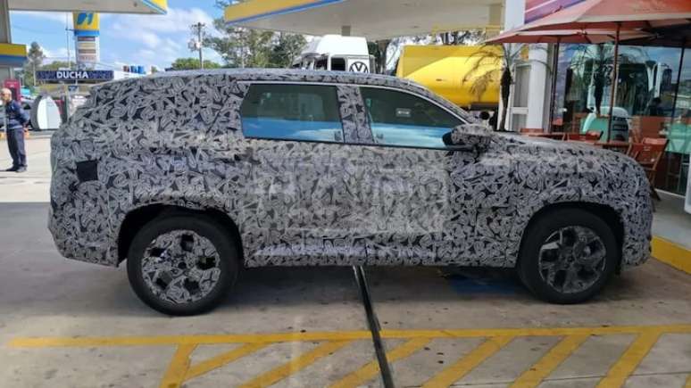 Flagra Renault Boreal
