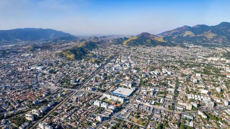 Campo Grande, na zona oeste do Rio de Janeiro, lidera quatro categorias de denúncias, de milícias e falta de água.