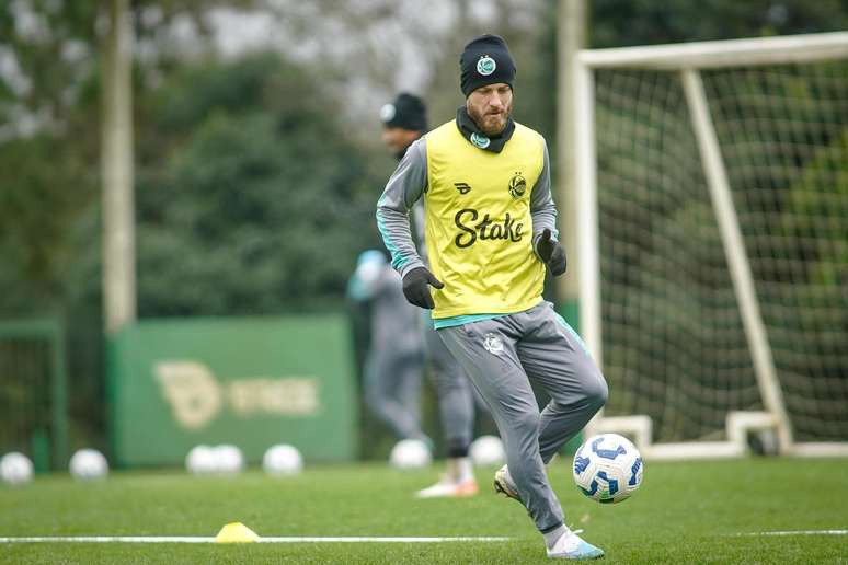 Marcelo Hermes é anunciado como reforço do Juventude para sequência da temporada 2025 