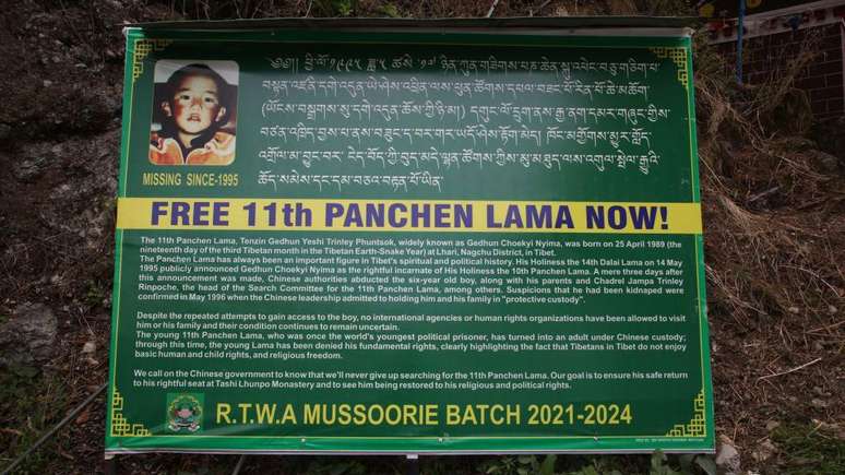 Autoridades chinesas detiveram o menino declarado como reencarna&ccedil;&atilde;o do Panchen Lama tibetano. Desde ent&atilde;o, ele e sua fam&iacute;lia nunca mais foram vistos