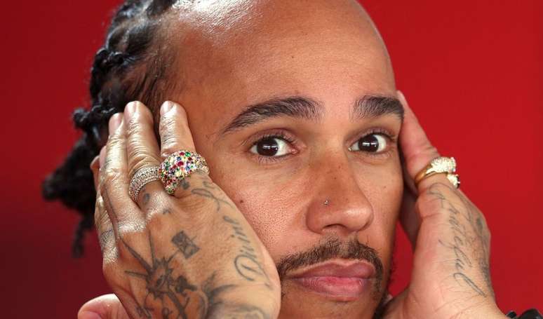 Nada de vitórias! Lewis Hamilton, sem nenhum prêmio com a Ferrari até agora, propõe importante mudança à equipe: 'Esperamos conseguir...'.