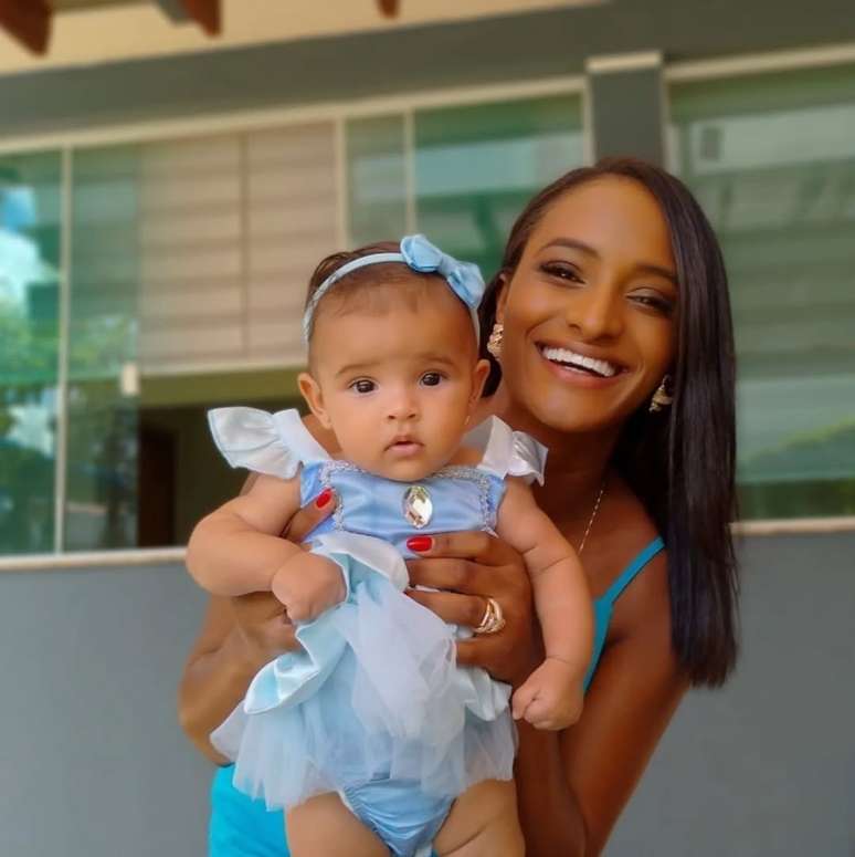 Karol Bernardo e Olívia