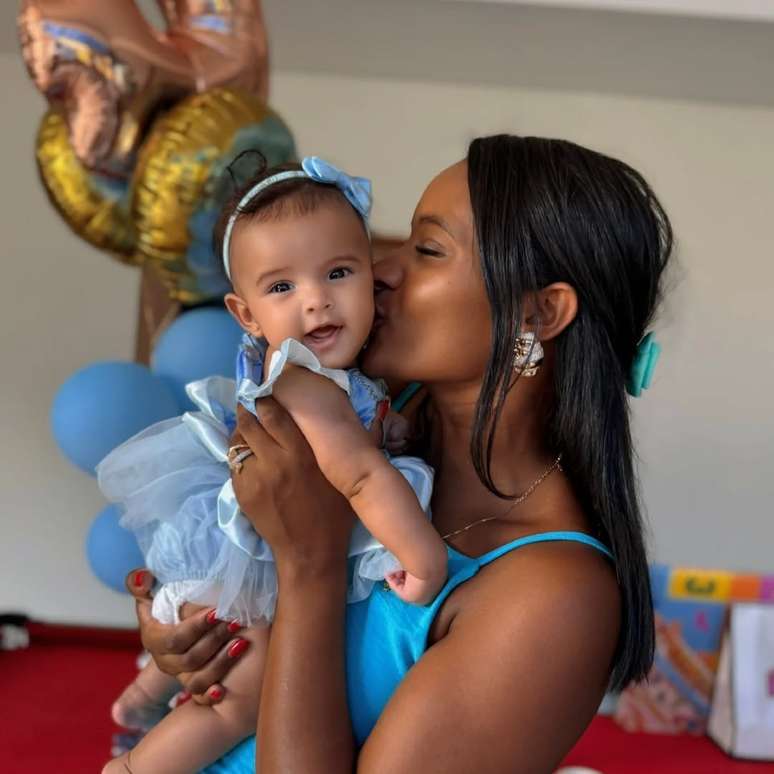Karol Bernardo e Olívia