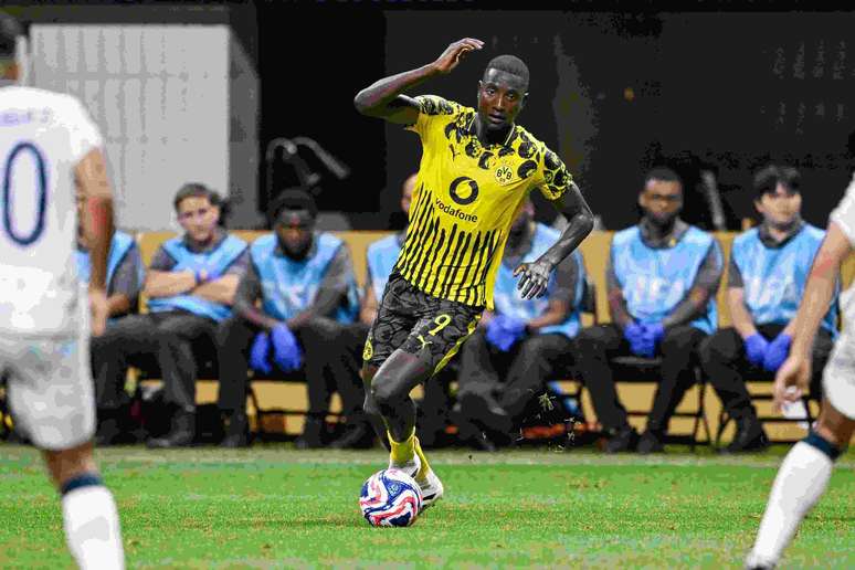 O atacante Serhou Guirassy é uma das esperanças de gol do Borussia
