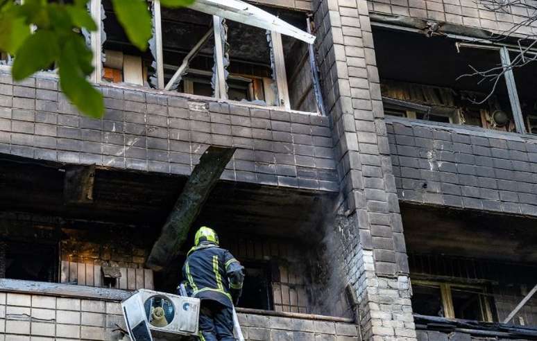 Ucrânia tem a pior noite de bombardeio desde o início da guerra