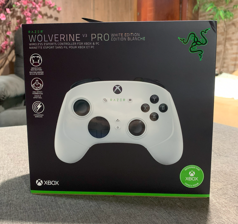Razer Wolverine V3 Pro