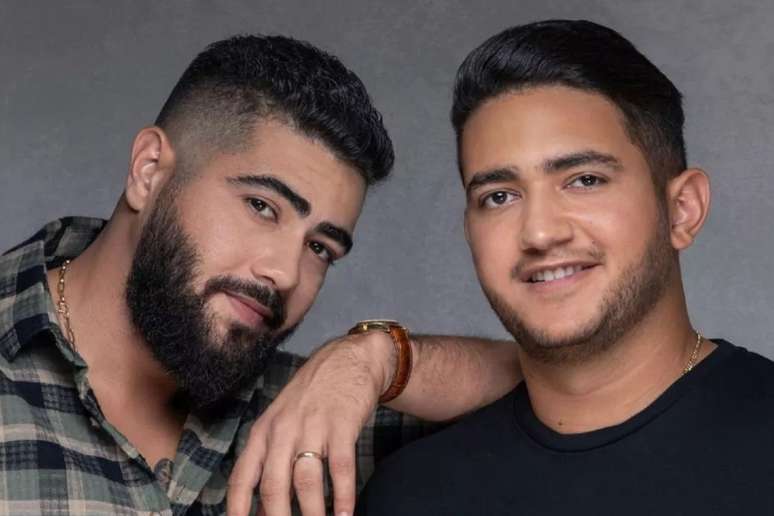 Henrique e Juliano divulga show em São Paulo