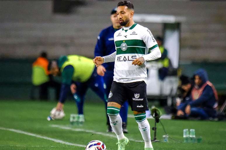 Coritiba está na liderança provisória da Série B –
