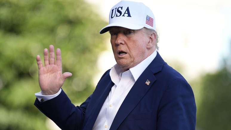 Esta n&atilde;o foi a primeira vez que Trump amea&ccedil;ou impor san&ccedil;&otilde;es a pa&iacute;ses dos Brics