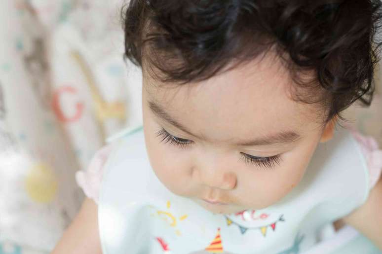 The lashes are formed in the uterus at six months of pregnancy and are not linked to males or females. Dusira Stocker/ShuttersTock The lashes are formed in the uterus at six months of pregnancy and are not linked to males or females. Dusira Stocker/ShuttersTock