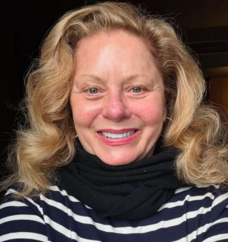 "&Eacute; uma grande liberdade estar sozinha, ter seus hor&aacute;rios, fazer o que quiser, n&atilde;o depender do outro, n&atilde;o dar satisfa&ccedil;&atilde;o pro outro", diz Vera Fischer