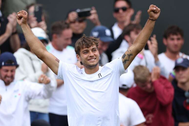 Flavio Cobolli est&aacute; em ascens&atilde;o no circuito profissional