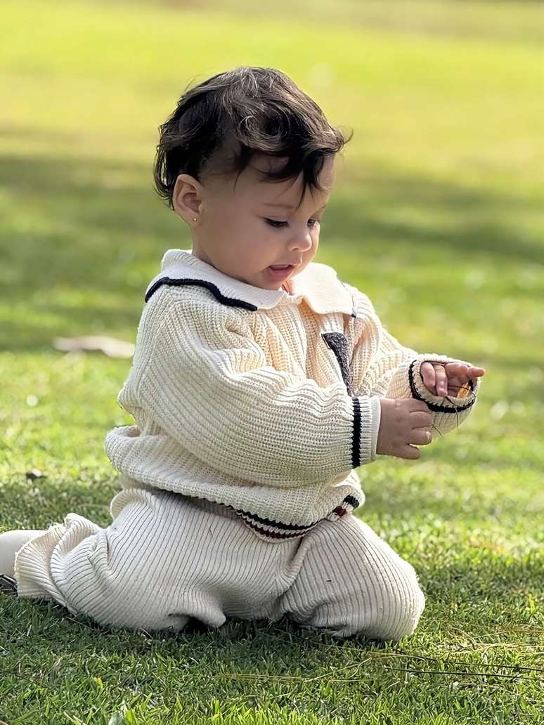 Helena, Neymar's daughter, who plays Helena, Neymar's daughter, who plays