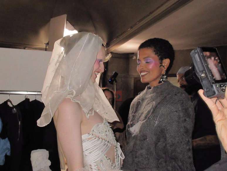 Lana Santucci no desfile da marca Maldito, em Paris 