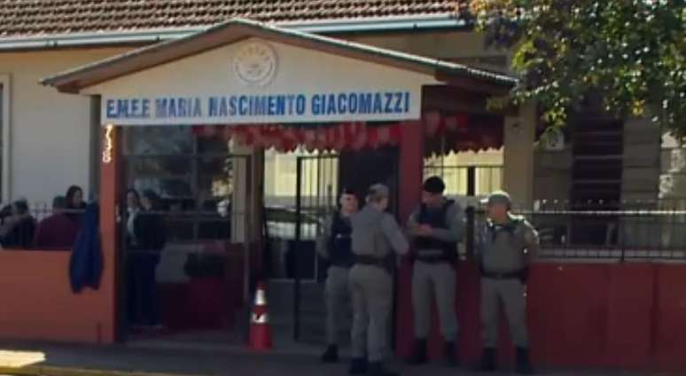 Adolescente de 16 anos invadiu a Escola Municipal Maria Nascimento Giacomazzi