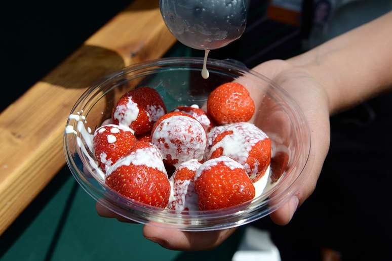 Morango com creme é tradição em Wimbledon