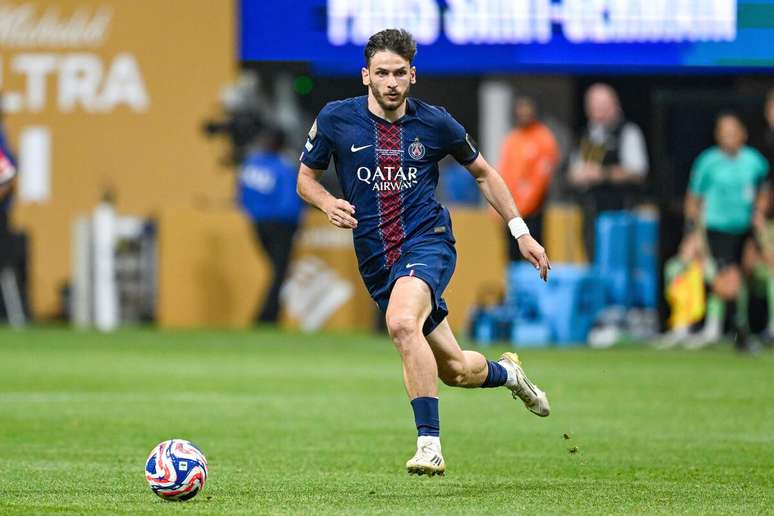 Khvicha Kvaratskhelia (PSG) durante jogo contra o Bayern de Munique, no dia 05.07.2025