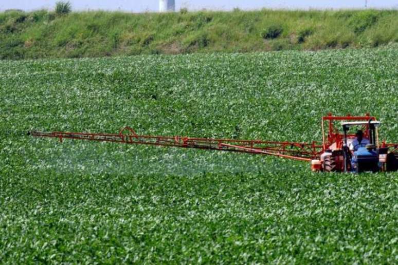 O agro brasileiro é estratégico demais para depender de decisões pontuais ou arranjos de última hora