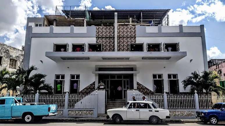 Fachada da Igreja Fuente de Vida em Havana; antes atípica, presença evangélica já pode ser percebida nas ruas de Cuba