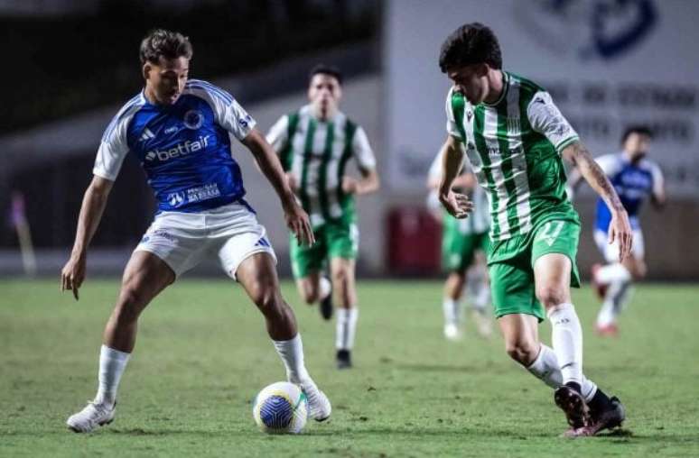 Gustavo Aleixo/Cruzeiro - Legenda: Japa ganhou oportunidade contra o Banfield