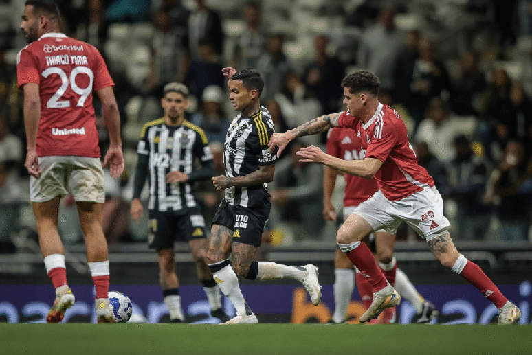 Atlético-MG x Internacional em jogo válido pela 12ª rodada do Brasileirão 