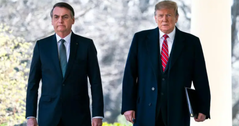 Em carta, Trump diz que Bolsonaro seria um "l&iacute;der altamente respeitado" e que estaria sendo alvo de uma "ca&ccedil;a &agrave;s bruxas"