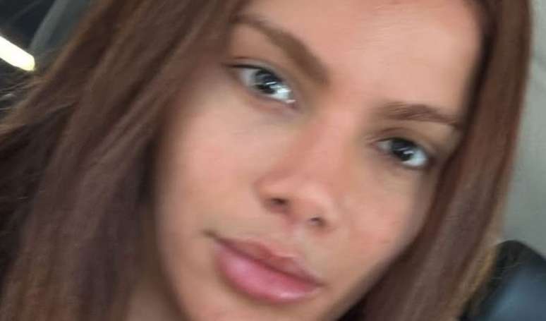 ‘Se fiz e não gostei, faço outra’: há quase 10 anos, Anitta chocou ao comparar plásticas a pintar o cabelo.