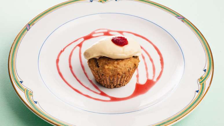 Cupcake com frutas secas - ANDR&Eacute; CTENAS