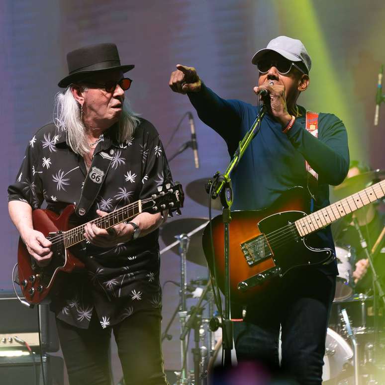 Luiz Carlini, do Tutti Frutti, e Jorge Ben Jor -