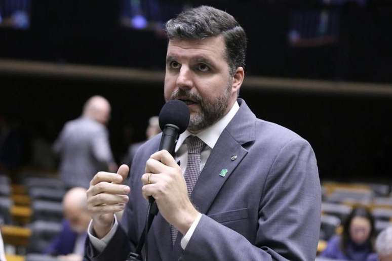 Deputado Pedro Lupion (PP-PR) &eacute; presidente da Frente Parlamentar da Agropecu&aacute;ria, que defende 'resposta firme e estrat&eacute;gica' a tarifas de Trump