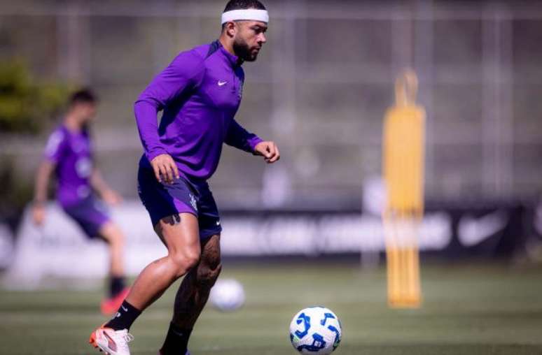 Relação entre Corinthians e Depay está estremecida –