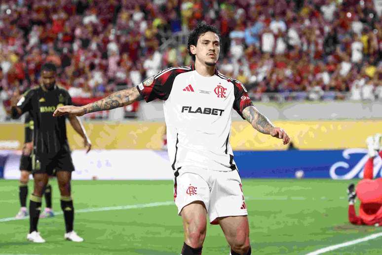 Em meio a um longo jejum, o atacante Pedro quer voltar a balançar as redes
