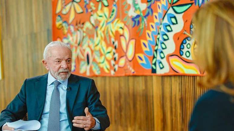 O presidente brasileiro foi questionado sobre a recente visita dele &agrave; Cristina Kirchner