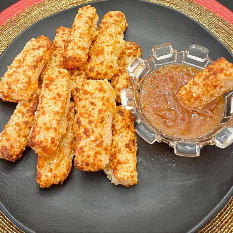 PALITOS DE TAPIOCA NA AIRFRYER