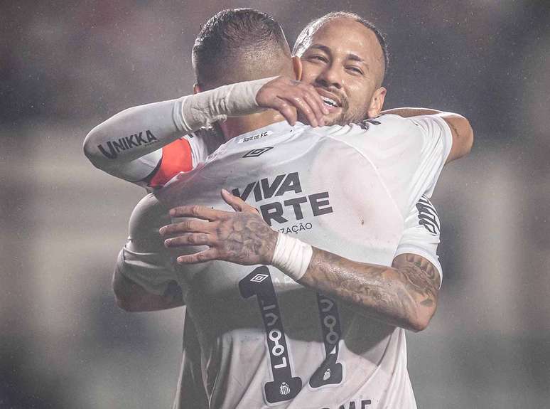 Neymar e Guilherme marcaram dois dos gols do Santos na vit&oacute;ria contra o Desportiva Ferrovi&aacute;ria em amistoso &ndash;