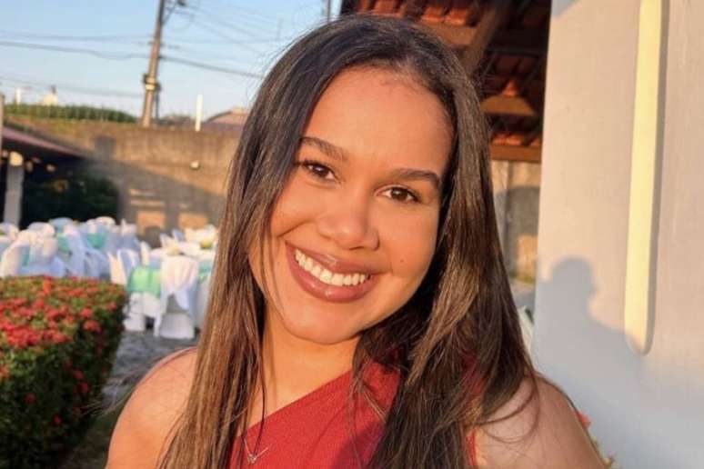 Clarissa Costa Gomes foi vítima de feminicídio em Fortaleza (CE)