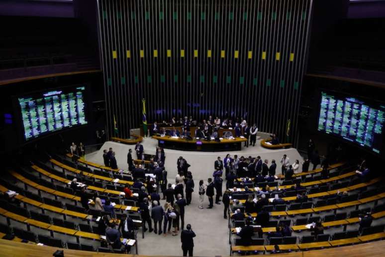 Congresso pede ao STF que valide decreto legislativo que derrubou aumento do IOF