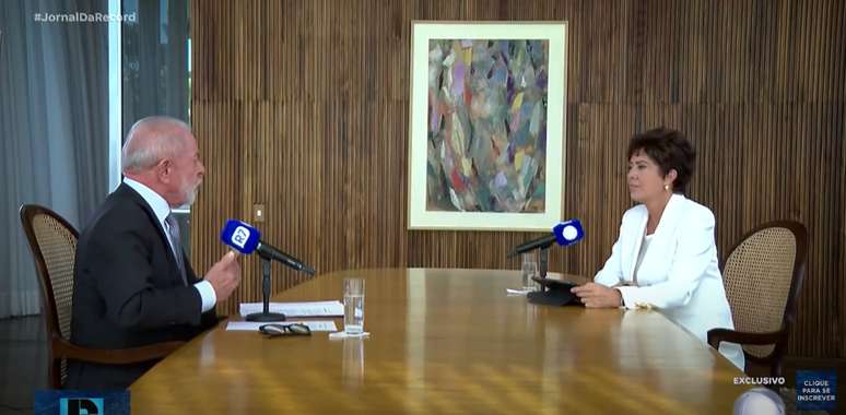 The president in conversation with Christina Lemos was broadcast in 