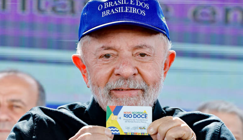 ‘Brasil vai adotar as medidas necessárias para proteger seu povo e suas empresas’, diz Lula 