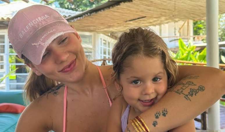 Mini fashionista! Daughter of Virginia Fonseca, Maria Flor boasts $ 12,000 celebrating influencer and steals the scene on the web. Photo!