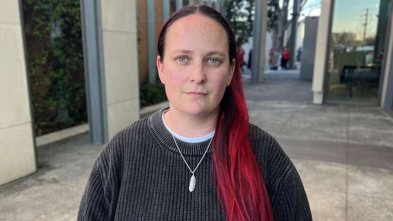 Egglestone passou horas viajando para ver pessoalmente a fase de evid&ecirc;ncias do julgamento