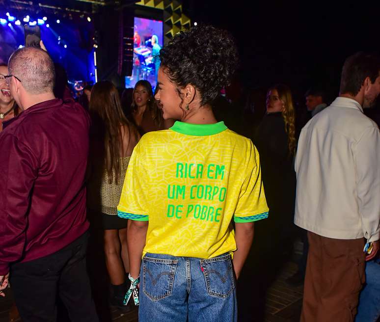 Bella Campos em evento no Rio